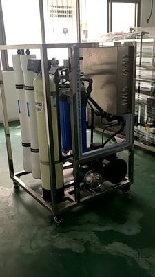 เครื่องกรองน้ำเกลือระบบ Reverse Osmosis เพื่อการชลประทานดื่ม