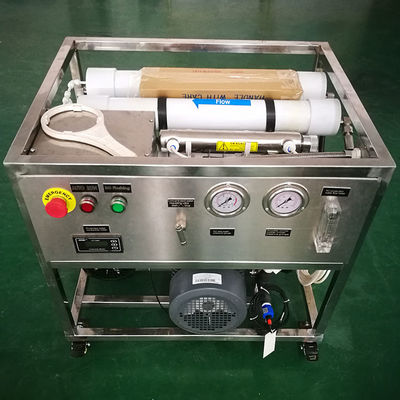 เครื่องกรองน้ำเกลือระบบ Reverse Osmosis เพื่อการชลประทานดื่ม
