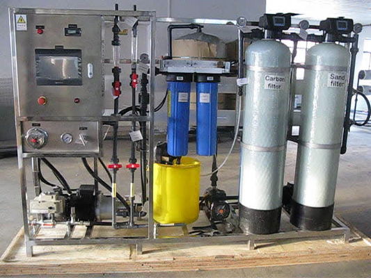 SS 316L วัสดุน้ำทะเลย้อนกลับ Osmosis Plant DOW เมมเบรน 4% การกู้คืน