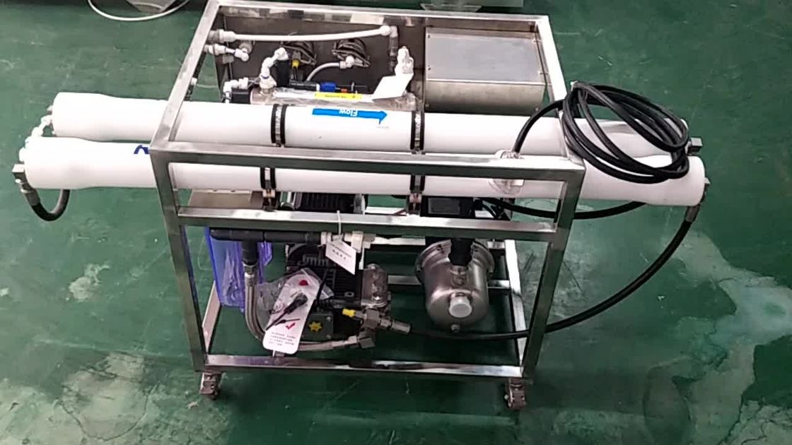 PLC ระบบกรองน้ำทะเล เครื่องทำน้ำทะเลแบบพกพาขนาด 500LPH
